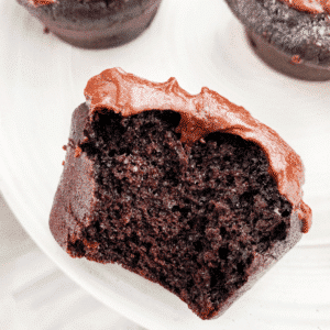 Keto-Chocolate-Cupcakes