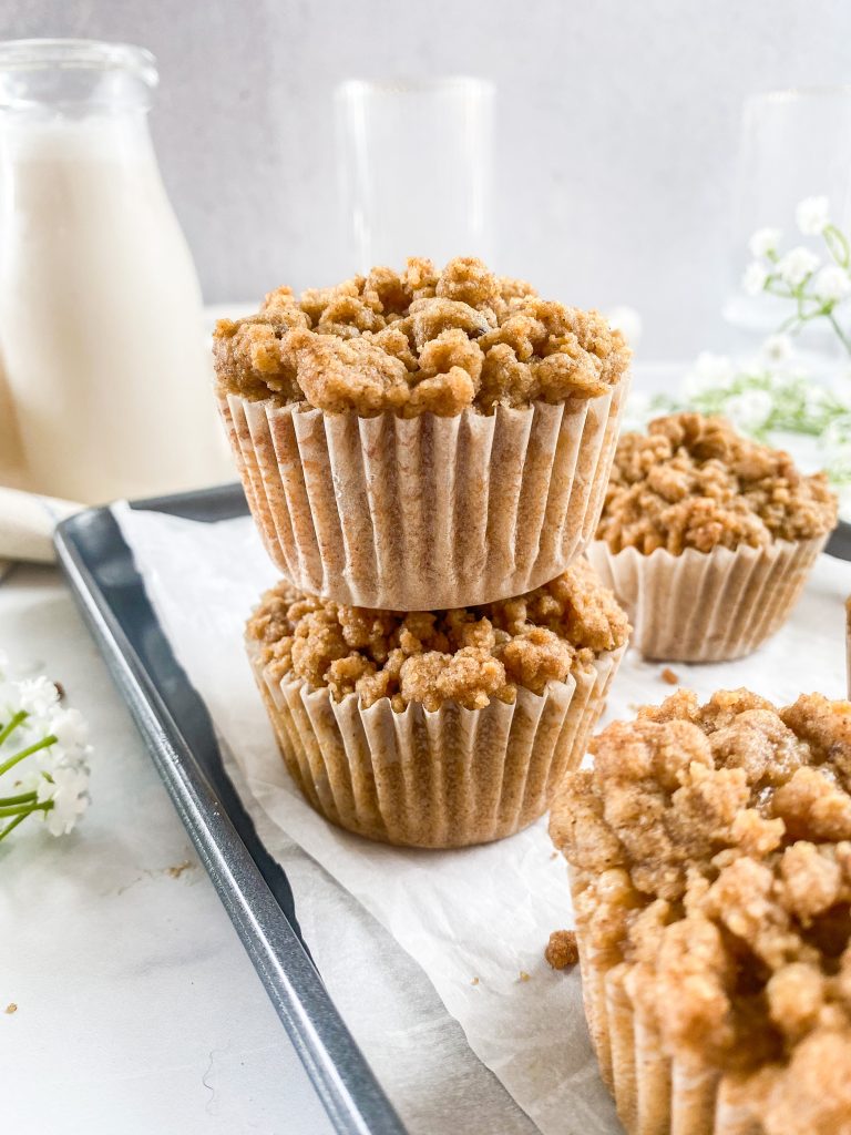 Apple-Crumb-Muffins