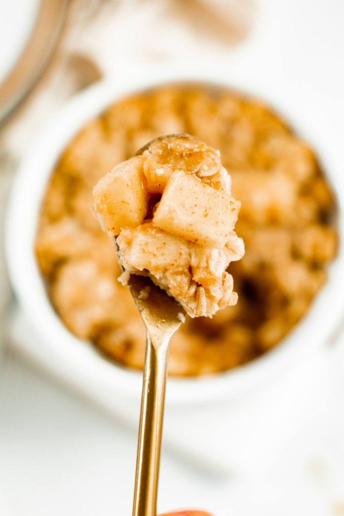 Apple-Crumble-Mug-Cake