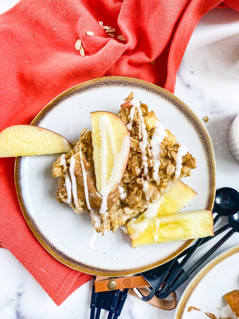 Apple-Cinnamon-Baked-Oatmeal