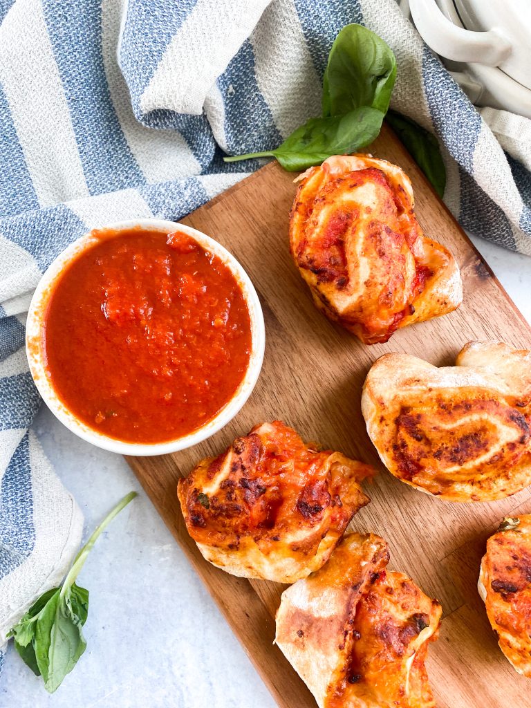 Air-Fryer-Pizza-Rolls