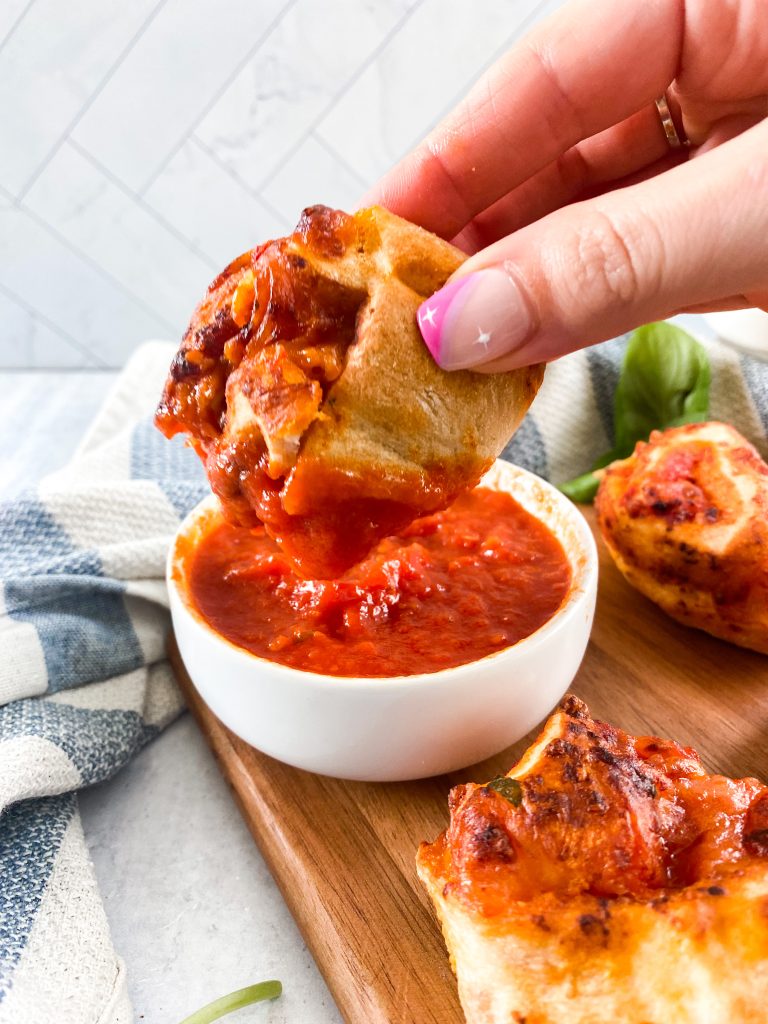 Air-Fryer-Pizza-Rolls