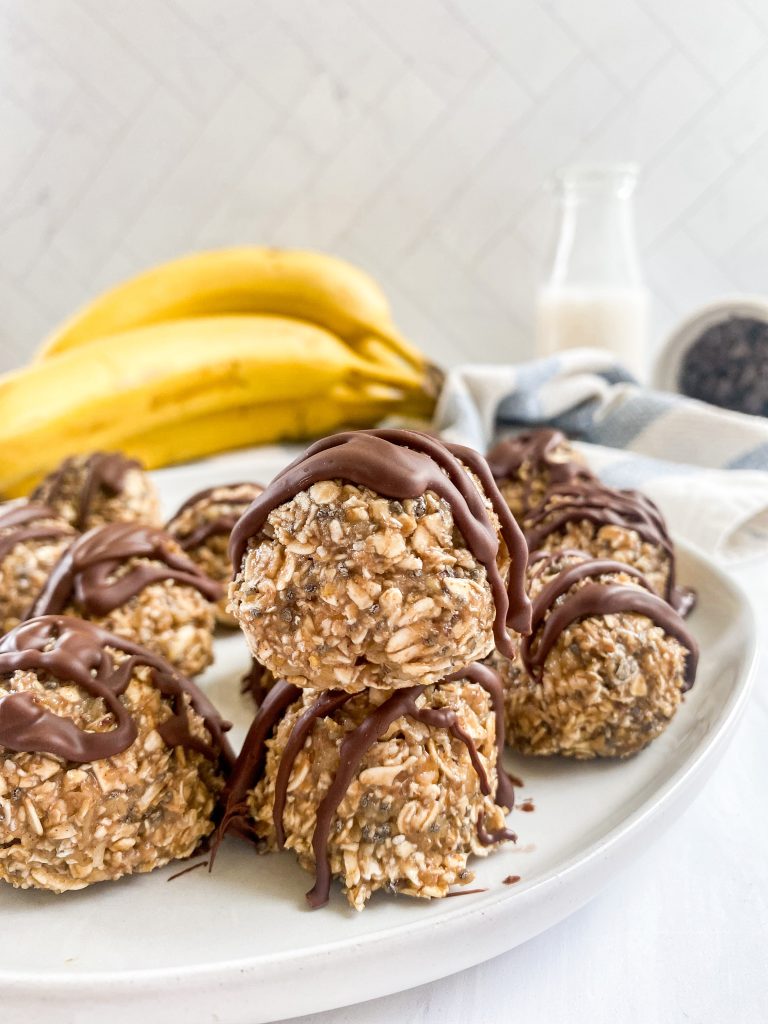 Banana-Bread-Energy-Bites