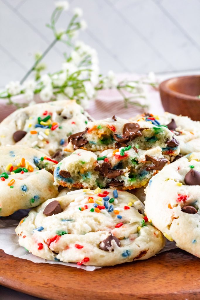 Cake-Batter-Chocolate-Chip-Cookies