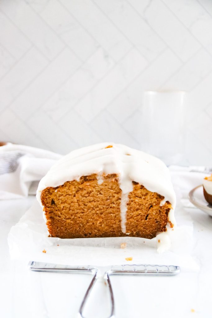 Pumpkin-Bread-with-Cream-Cheese