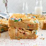 Birthday-Oreo-Blondies