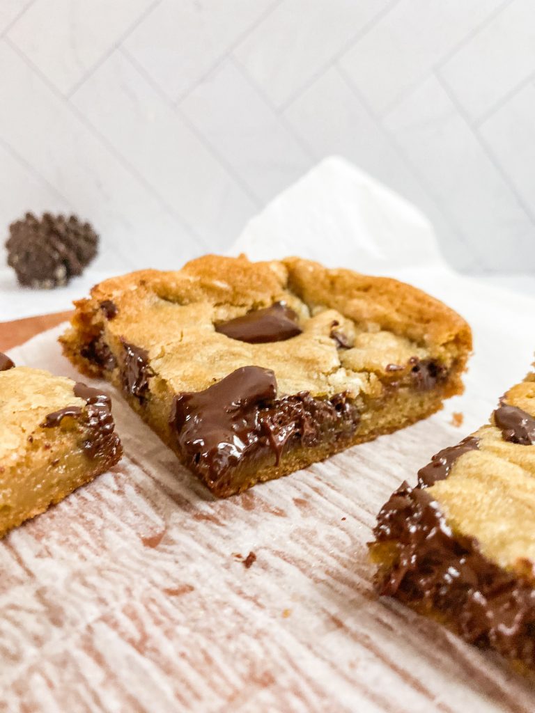 Chocolate Chip Cookie Bars 