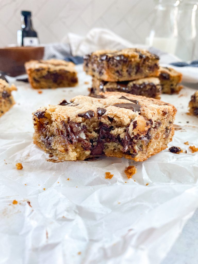 Brown-Butter-Chocolate Chip-Blondies