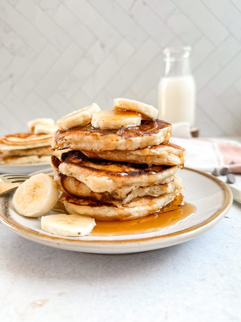 Fluffy-Banana-Pancakes