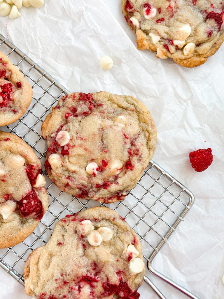 White chocolate raspberry cookies - Caitlin's Table