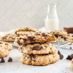 Oatmeal-Chocolate-Chip Cookies