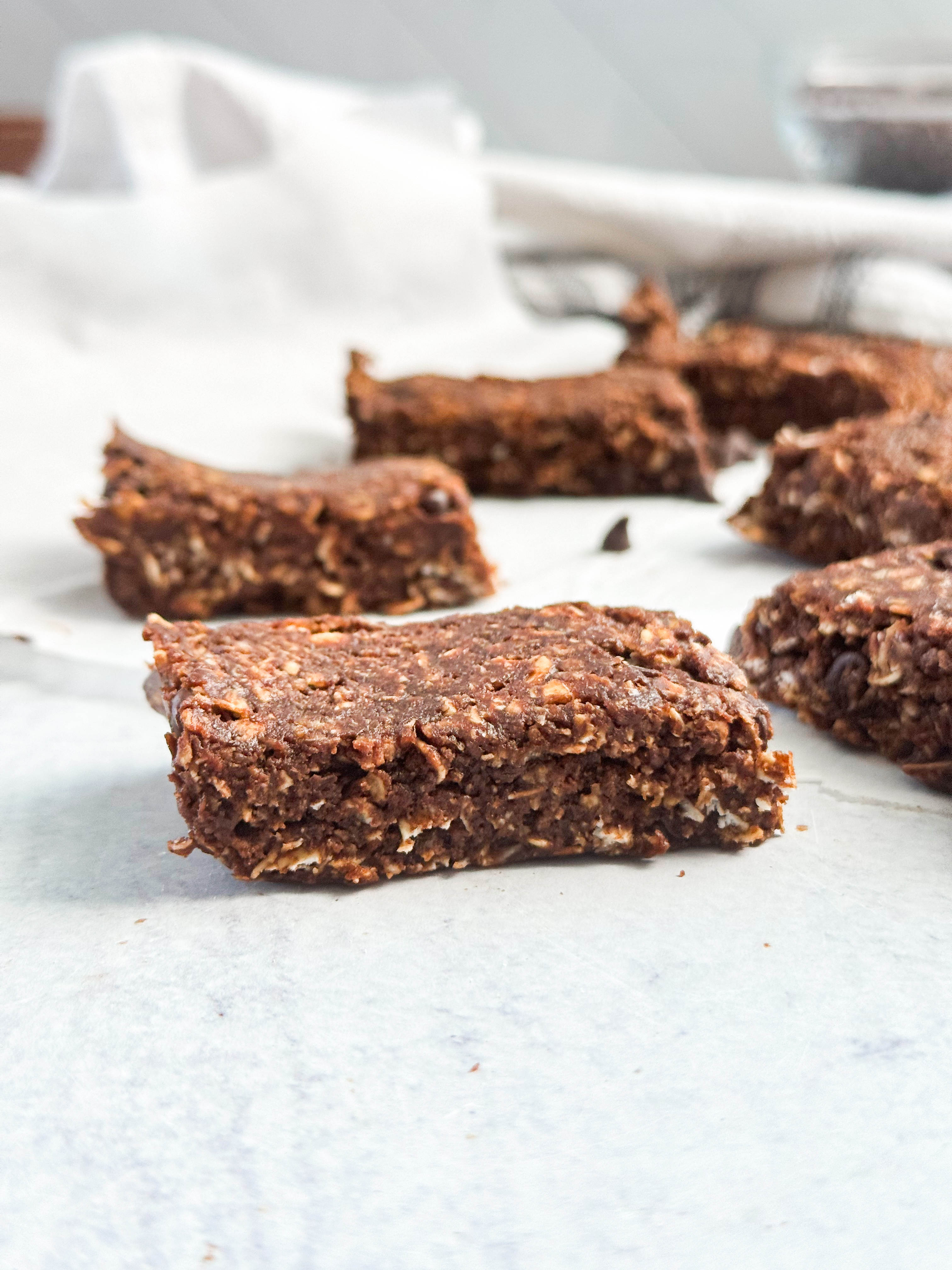 Chocolate-almond-oat bars