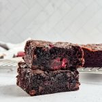 Fudgy-Raspberry-brownies