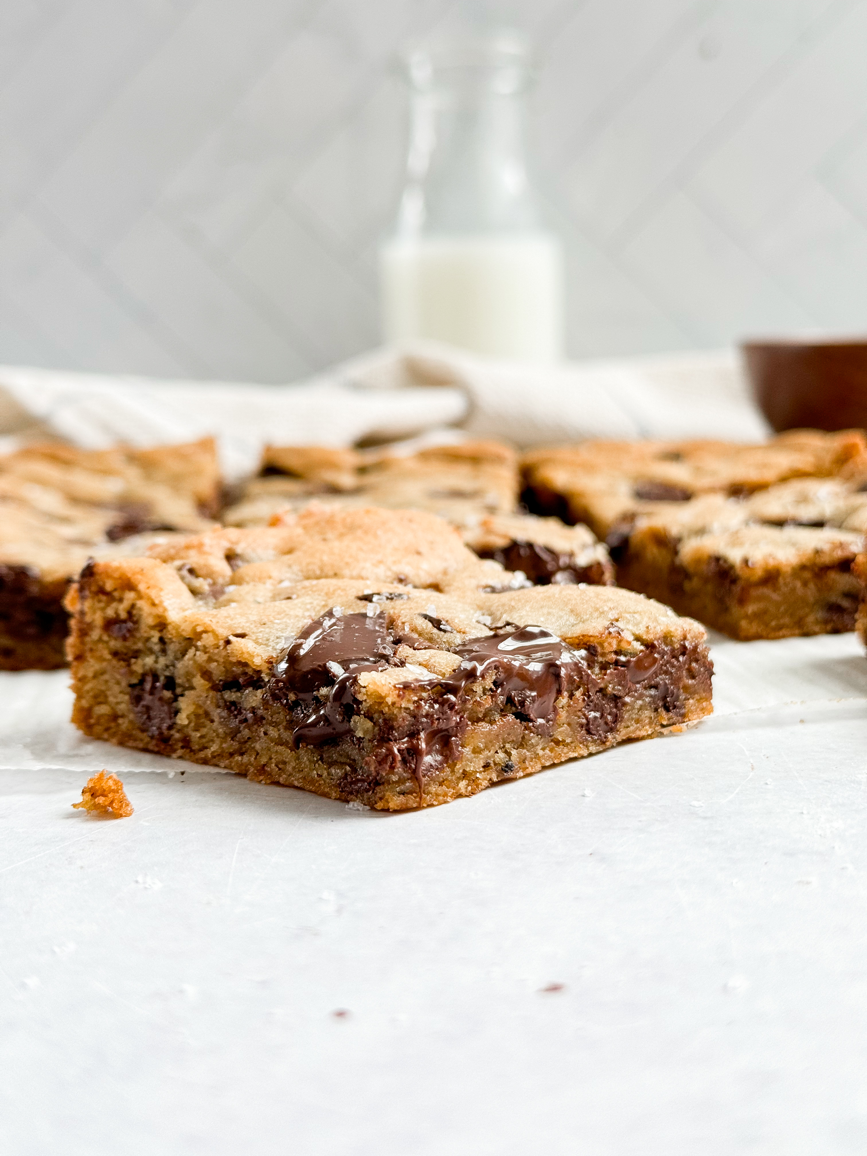 Brown-Butter- Chocolate-Chip-Cookie-Bars
