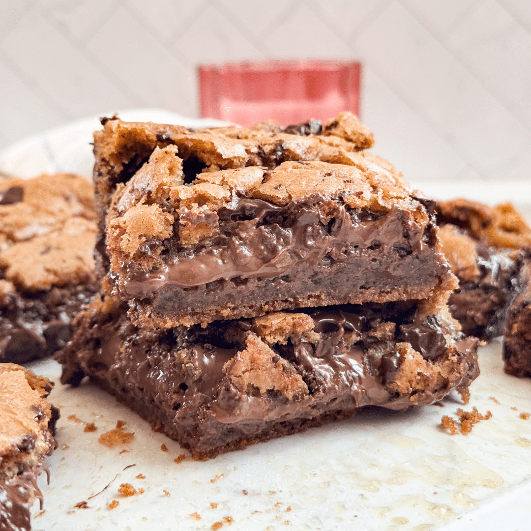 Brown-Butter-Nutella-Stuffed-Cookie-Bars