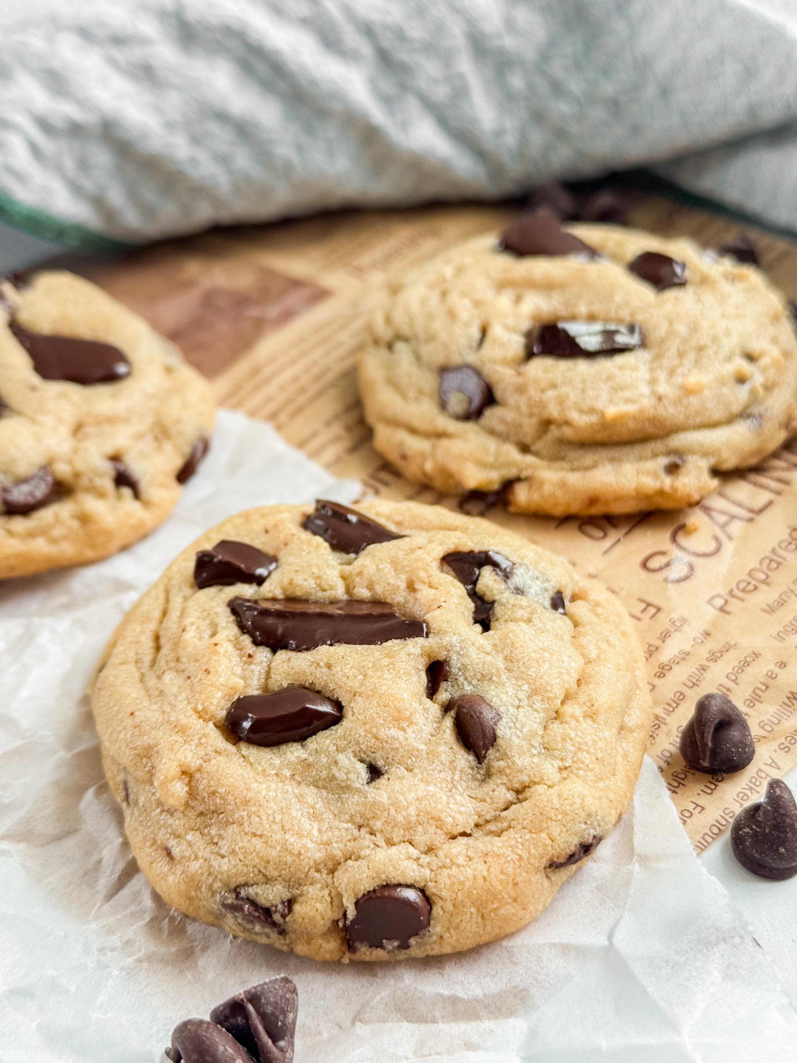 chewy-peanut-butter-chocoalte-chip-cookies