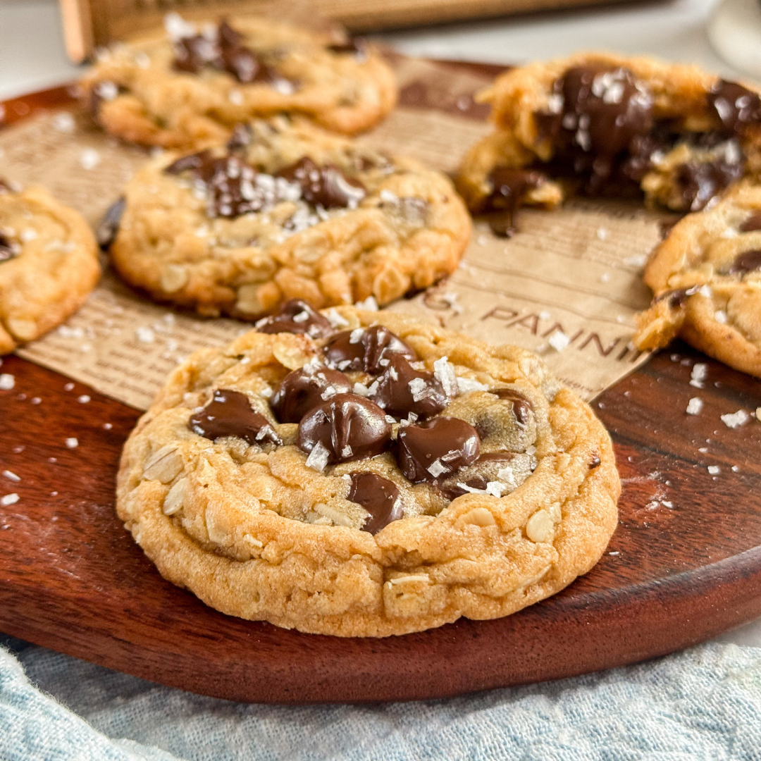Chewy-Brown-Butter-Pumpkin Oatmeal-Chocolate-Chip Cookies