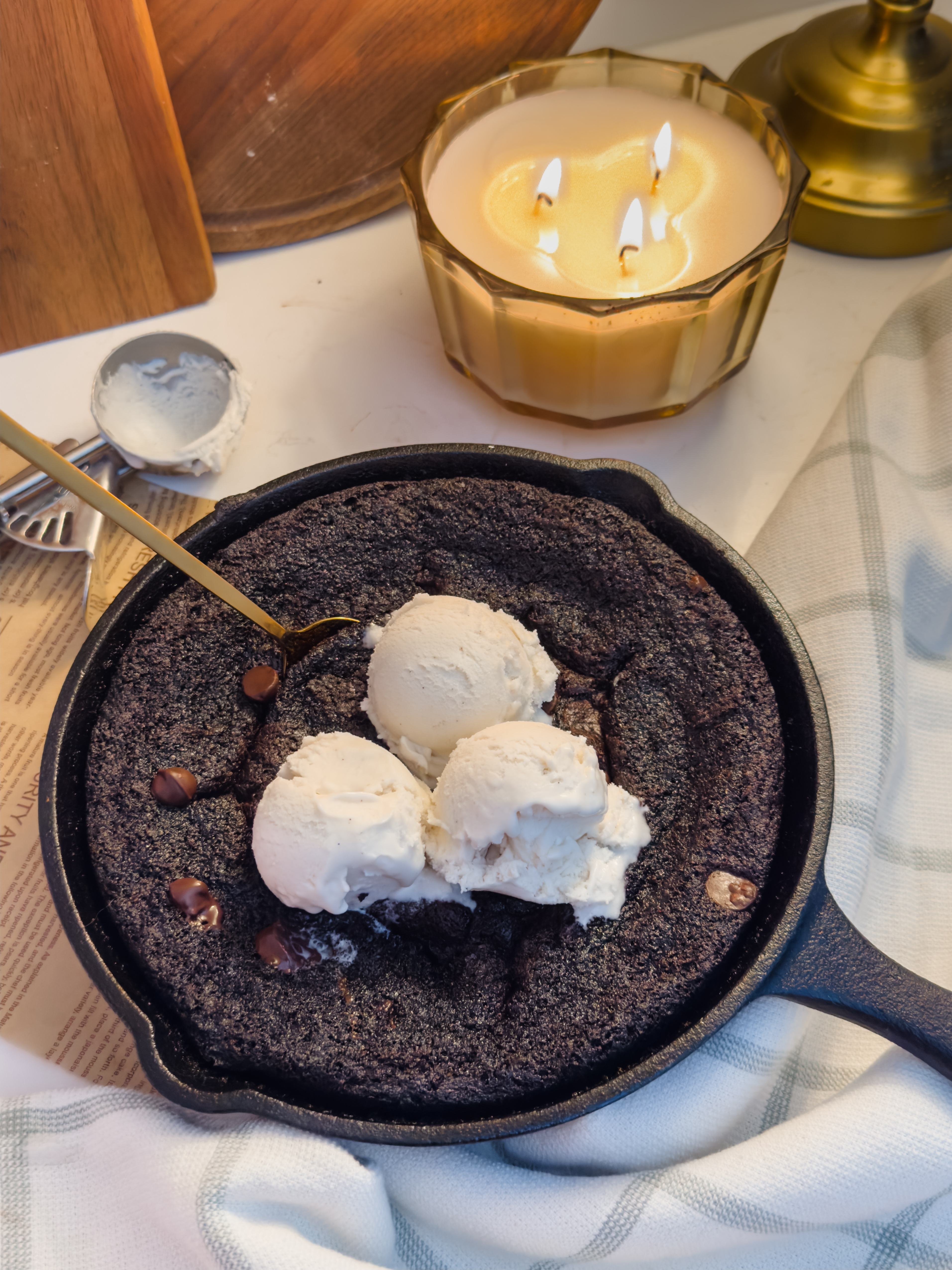 double-chocolate-cookie-skillet