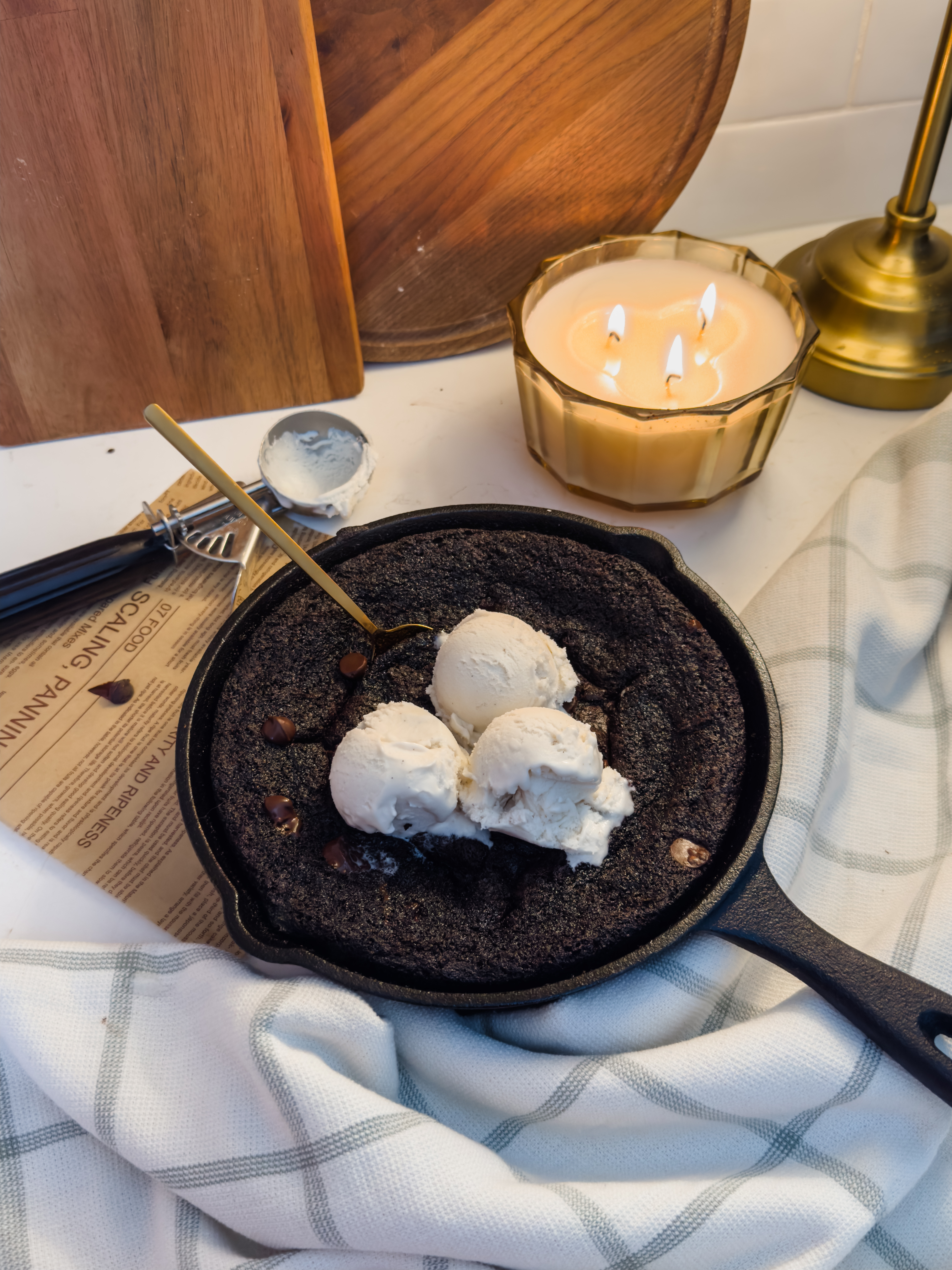 double-chocolate-cookie-skillet