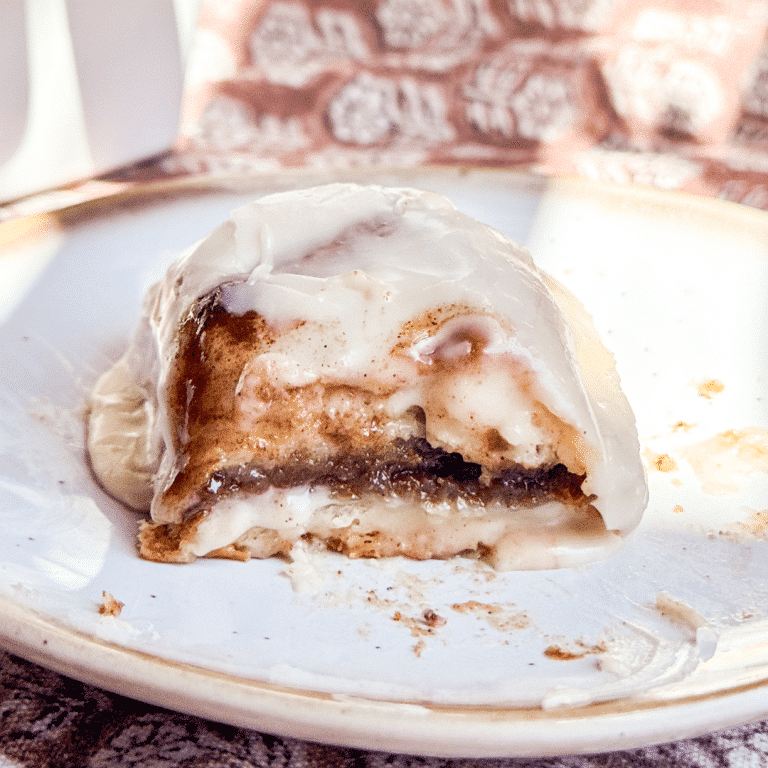 Gooey-Hawaiian-Roll-Cinnamon-Rolls