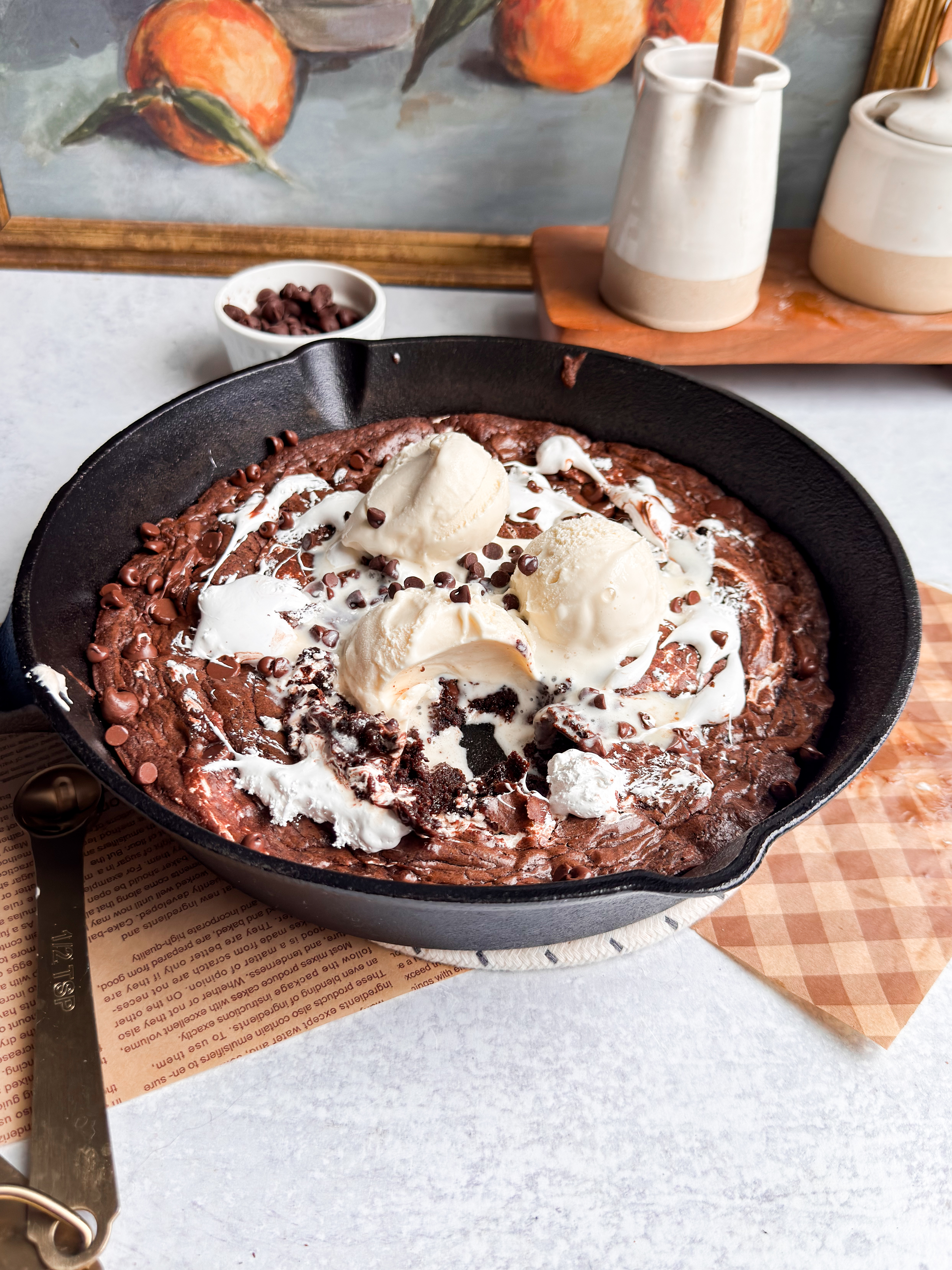 Gooey Marshmallow Brownie Skillet Gooey-Marshmallow-Brownie-Skillet