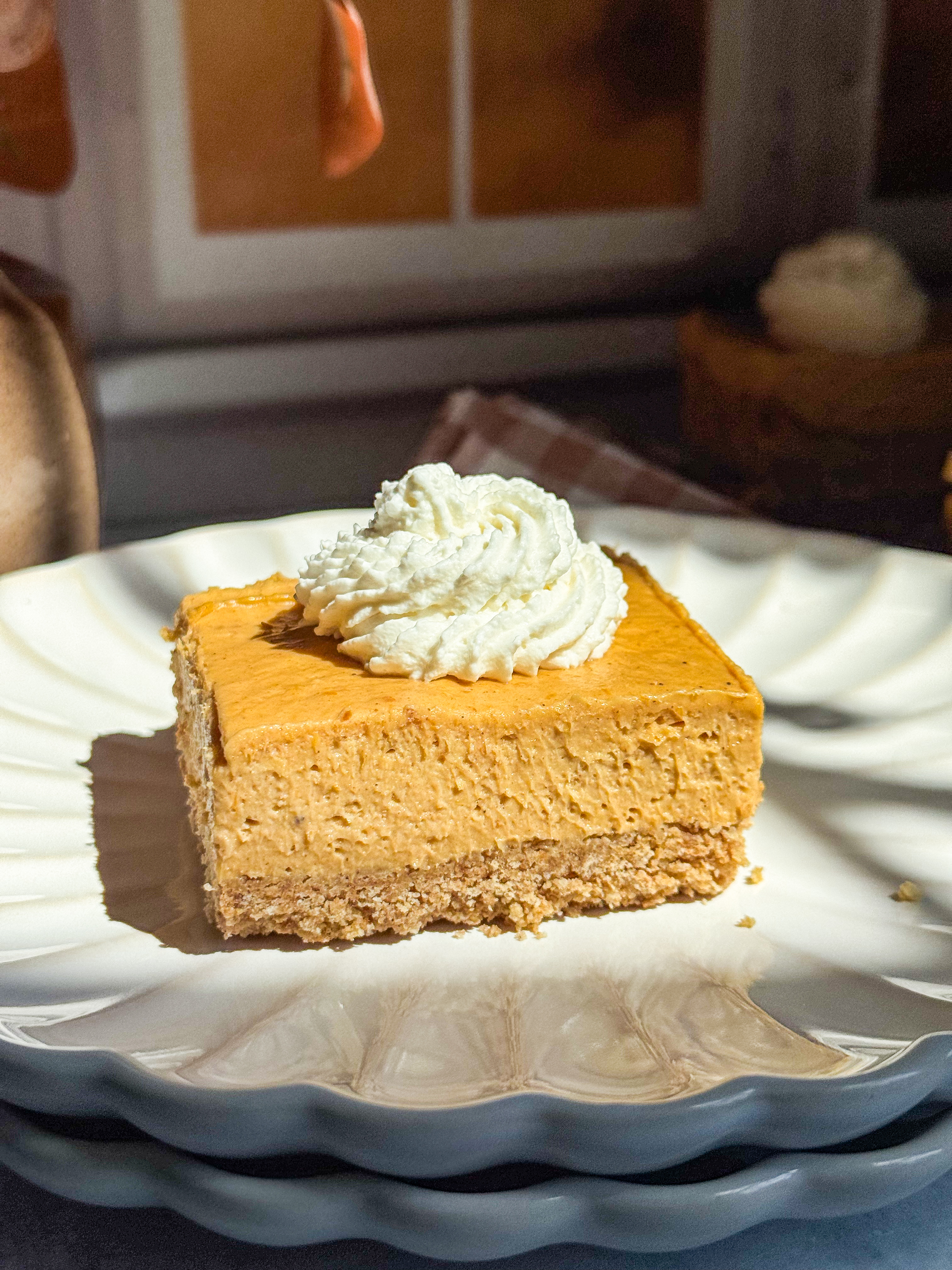 No-Bake-Pumpkin- Cheesecake-Bars