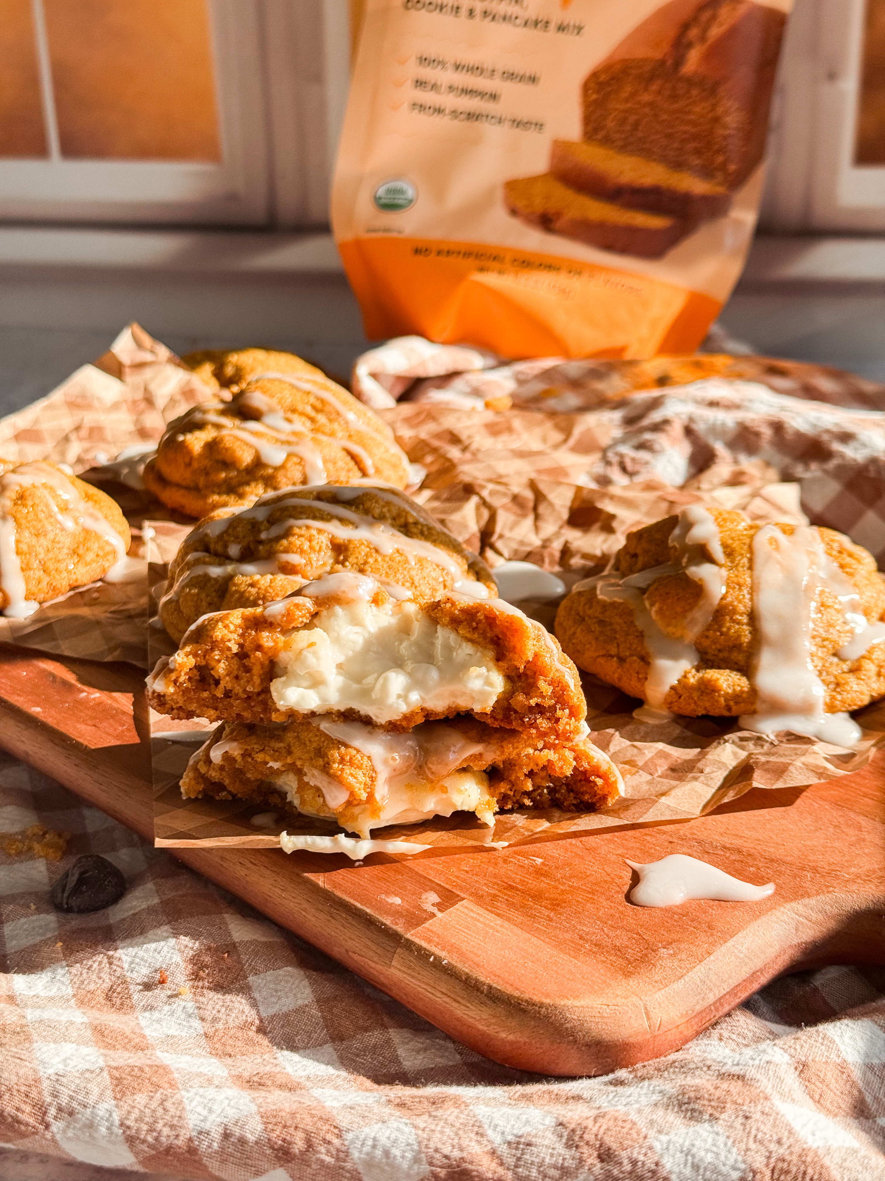 Pumpkin Cheesecake Stuffed Cookies 3 Pumpkin-Cheesecake-Stuffed-Cookies